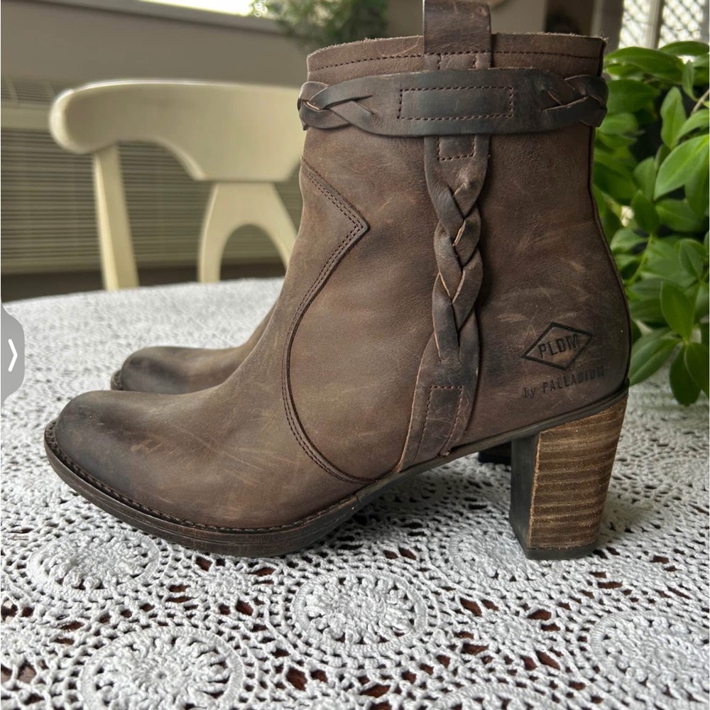 PLDM Palladium Stony CSR Leather Booties Sz 37 (6.5/7)